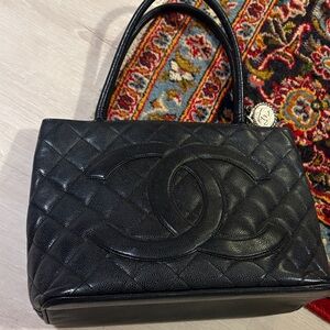 Chanel Black Quilted Shoulder Bag